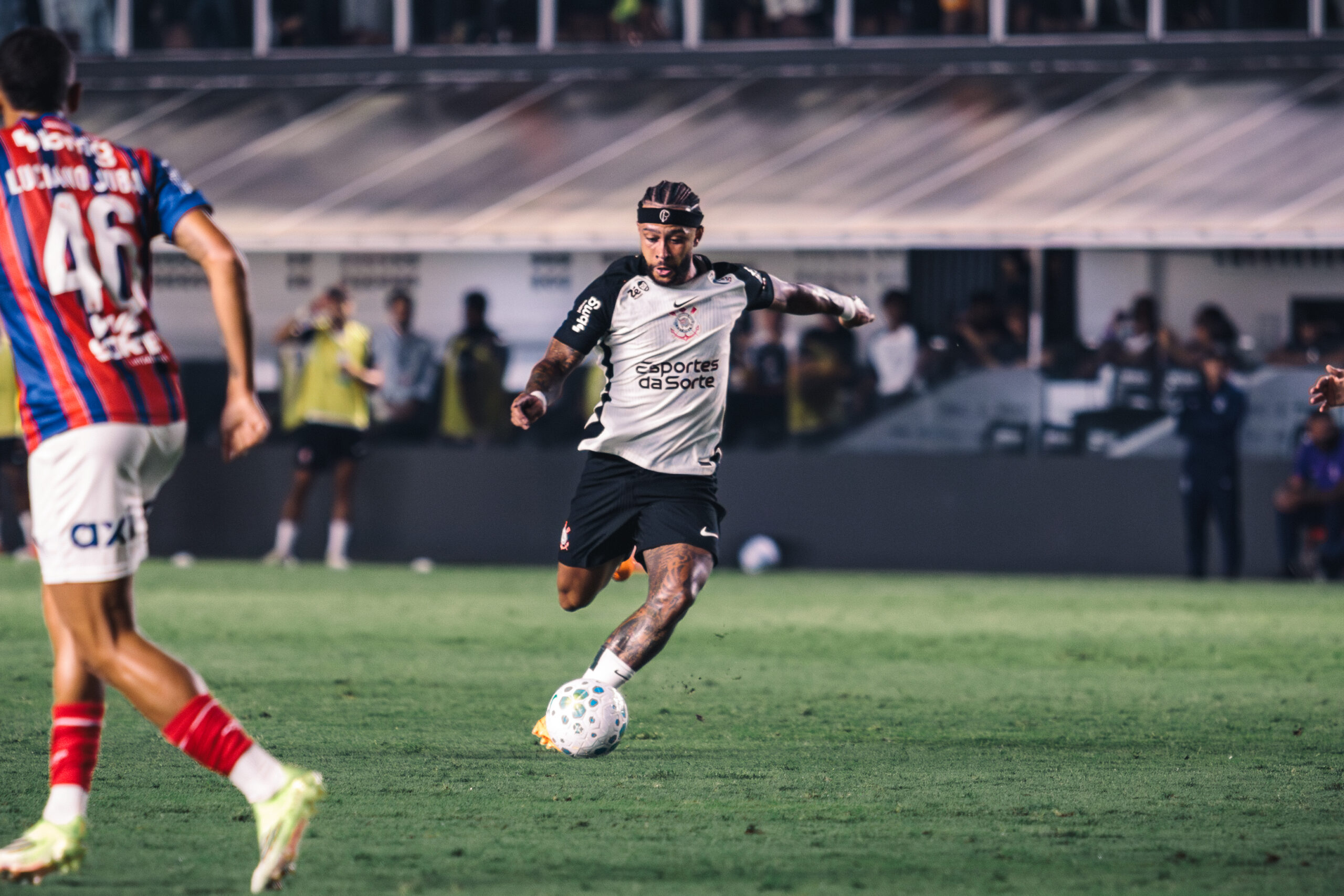 Corinthians faz primeiro clássico do Brasileirão